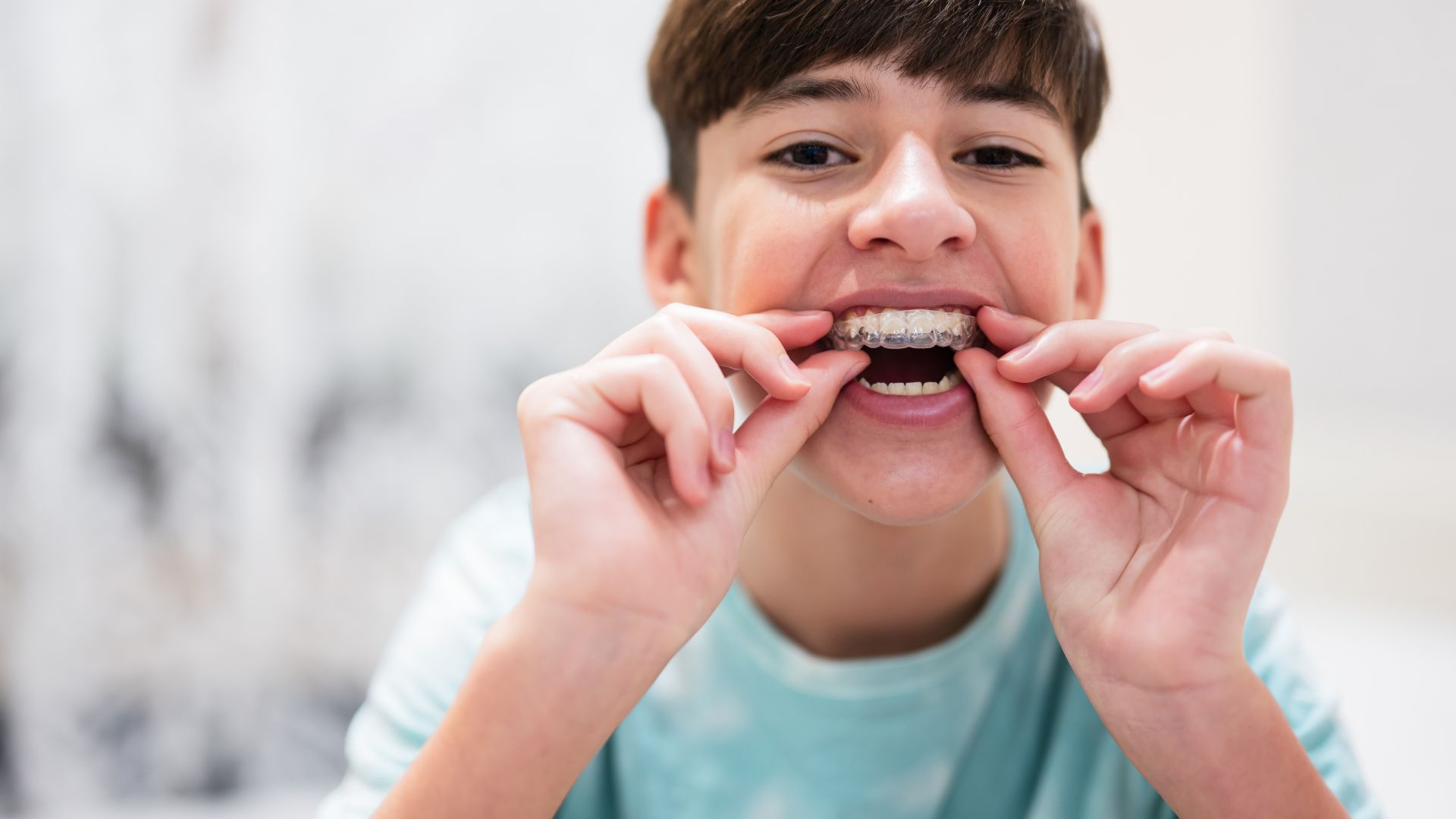 Discover the best orthodontics for children in London at Buckingham Gate Orthodontics, offering the lowest prices in the UK!